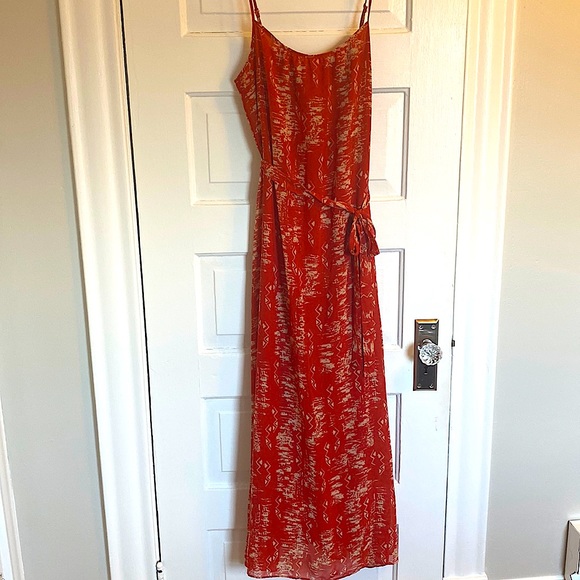 chinese dress ladies Rent Forever New Ruffle Strap Maxi Dress In Floral